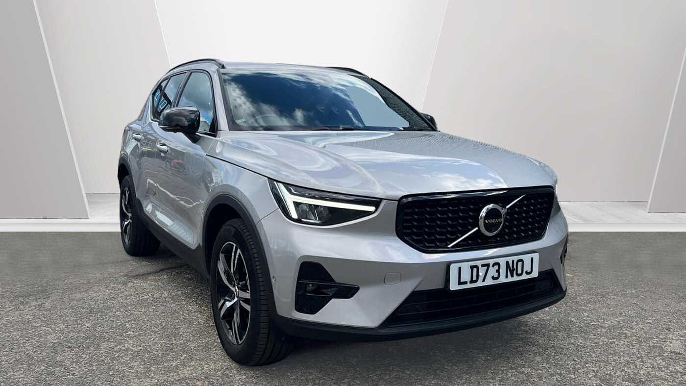 2024 Volvo XC40