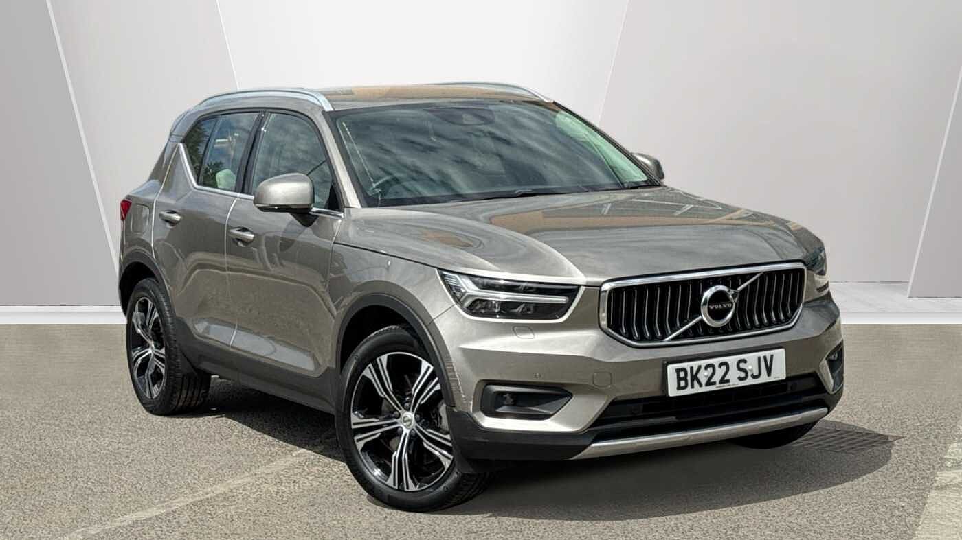 2022 Volvo XC40