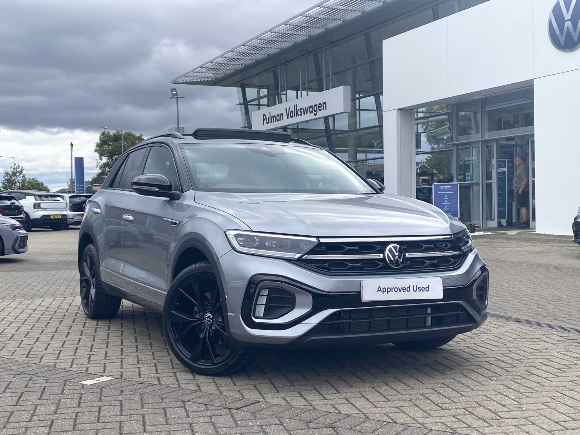 2025 Volkswagen T-Roc