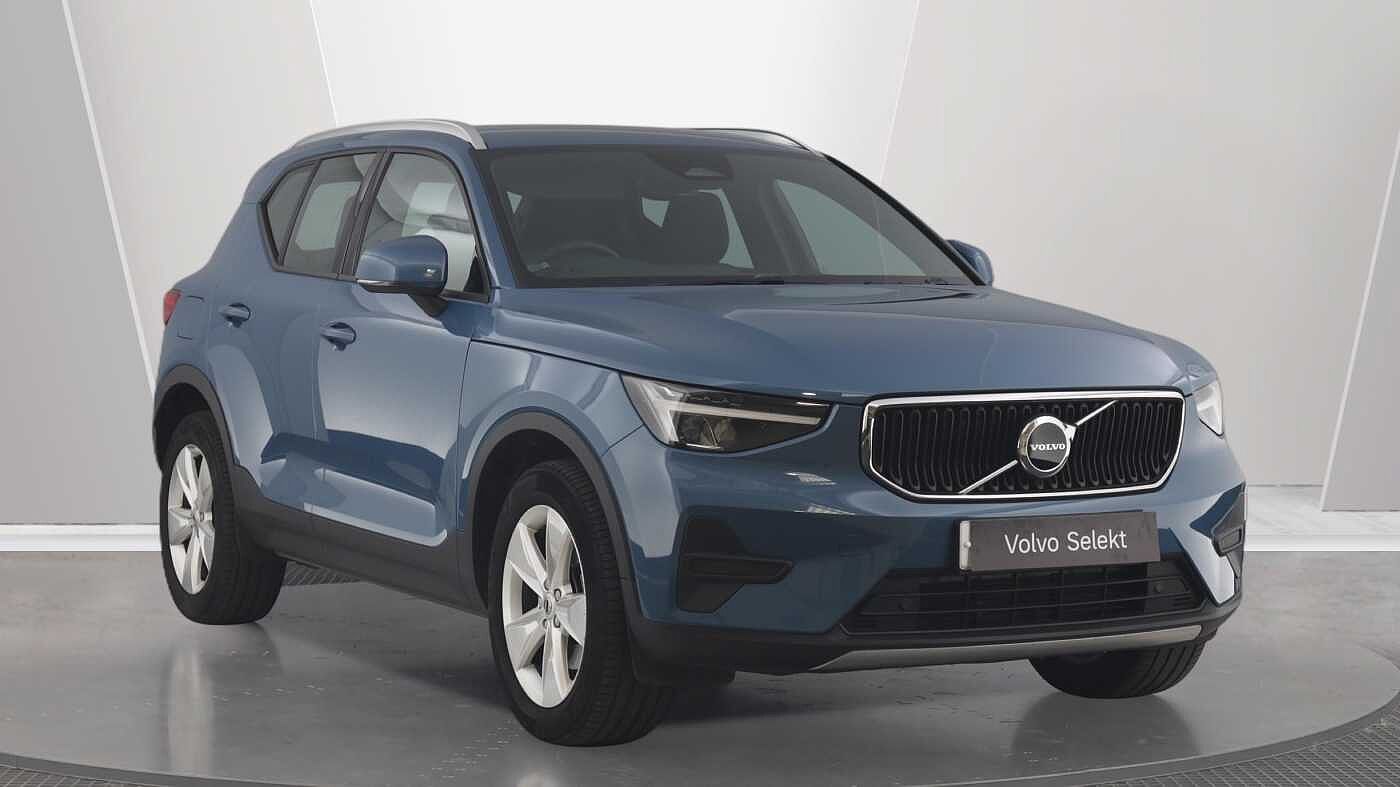 2023 Volvo XC40