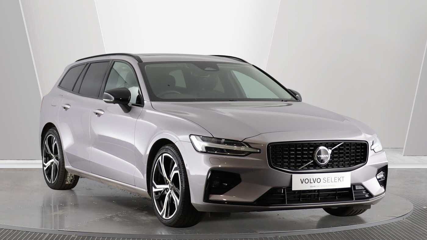 2025 Volvo V60