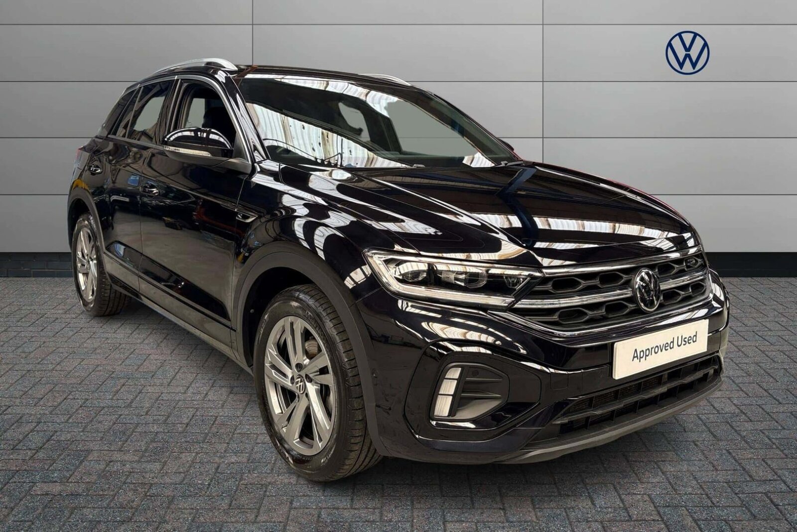2025 Volkswagen T-Roc