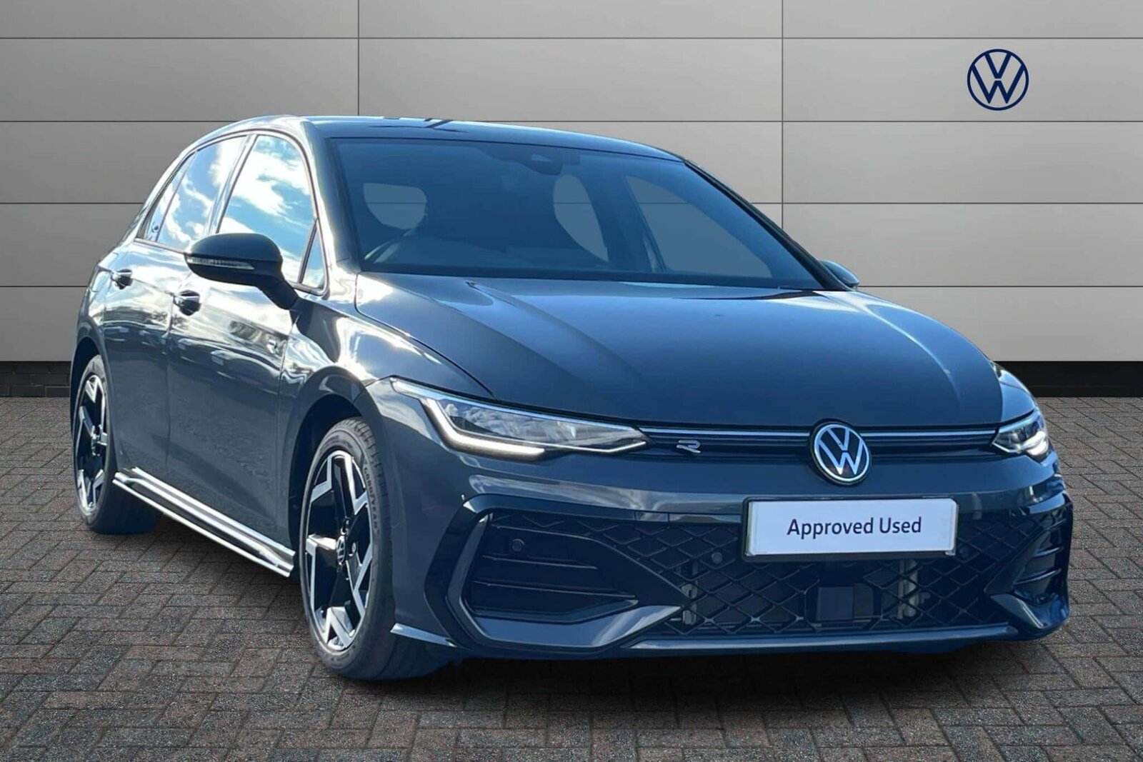 2025 Volkswagen Golf