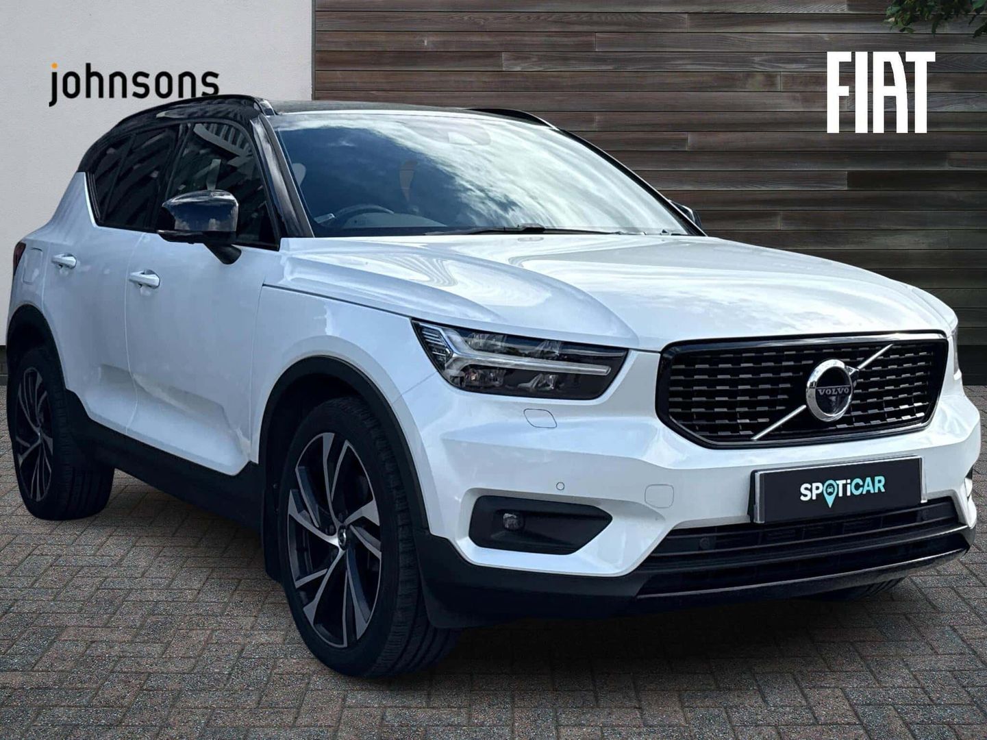 2020 Volvo XC40