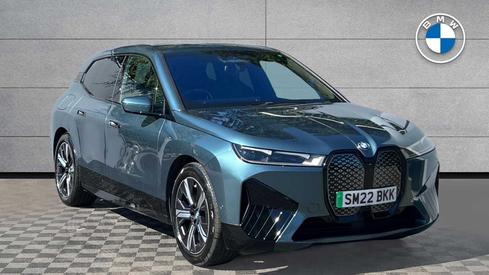 2022 BMW iX