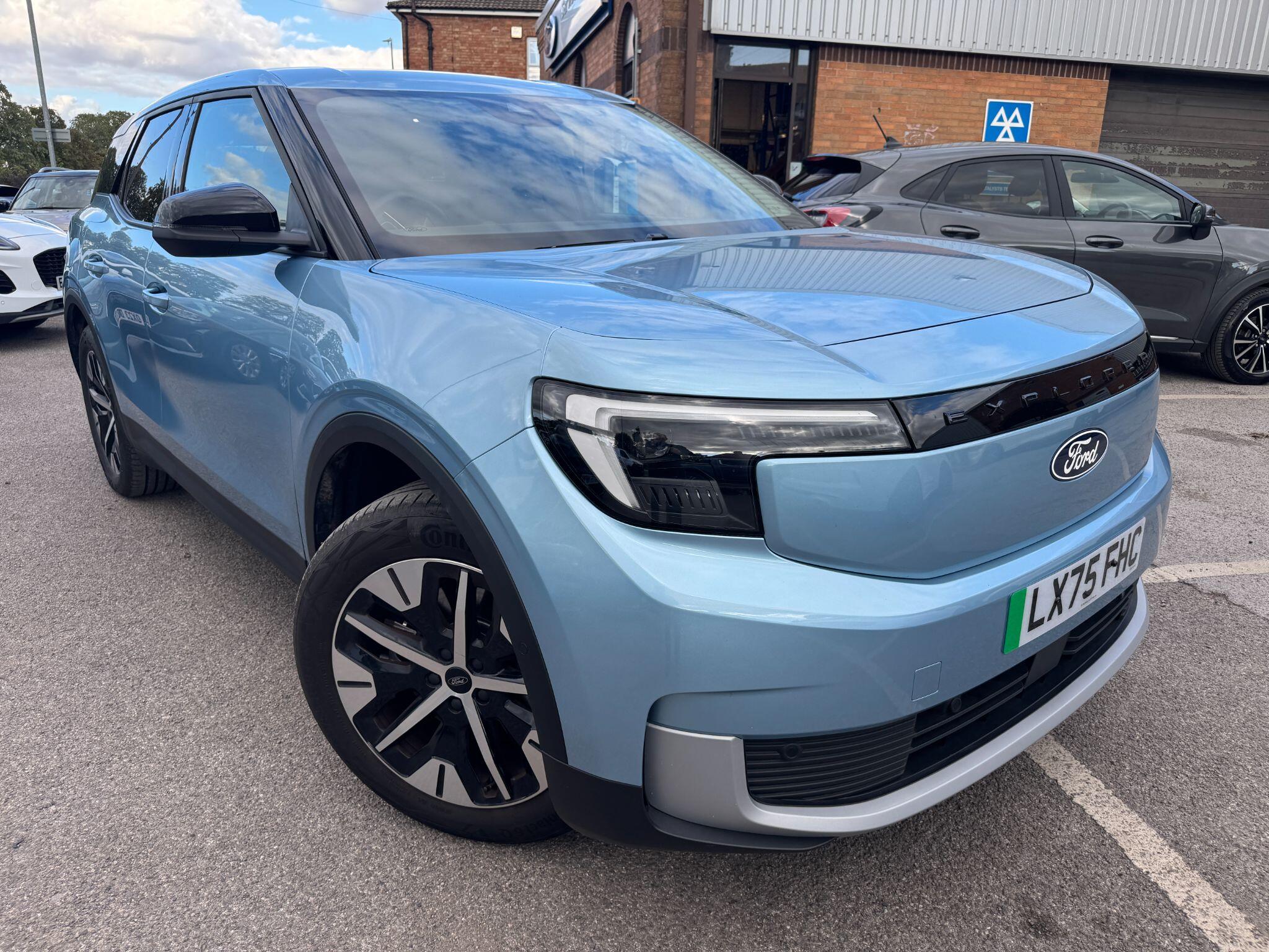 2025 Ford Explorer