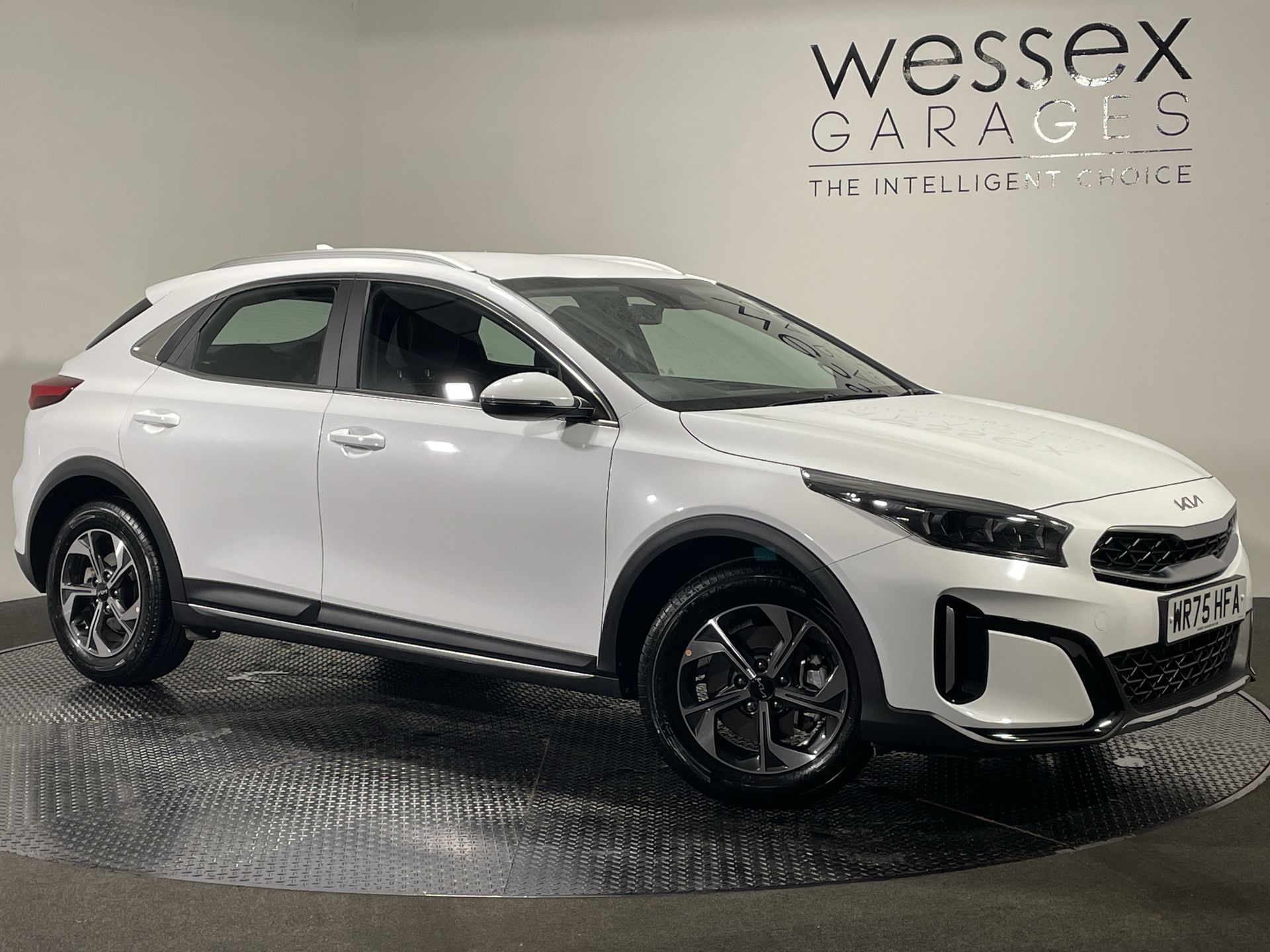 2025 KIA XCeed