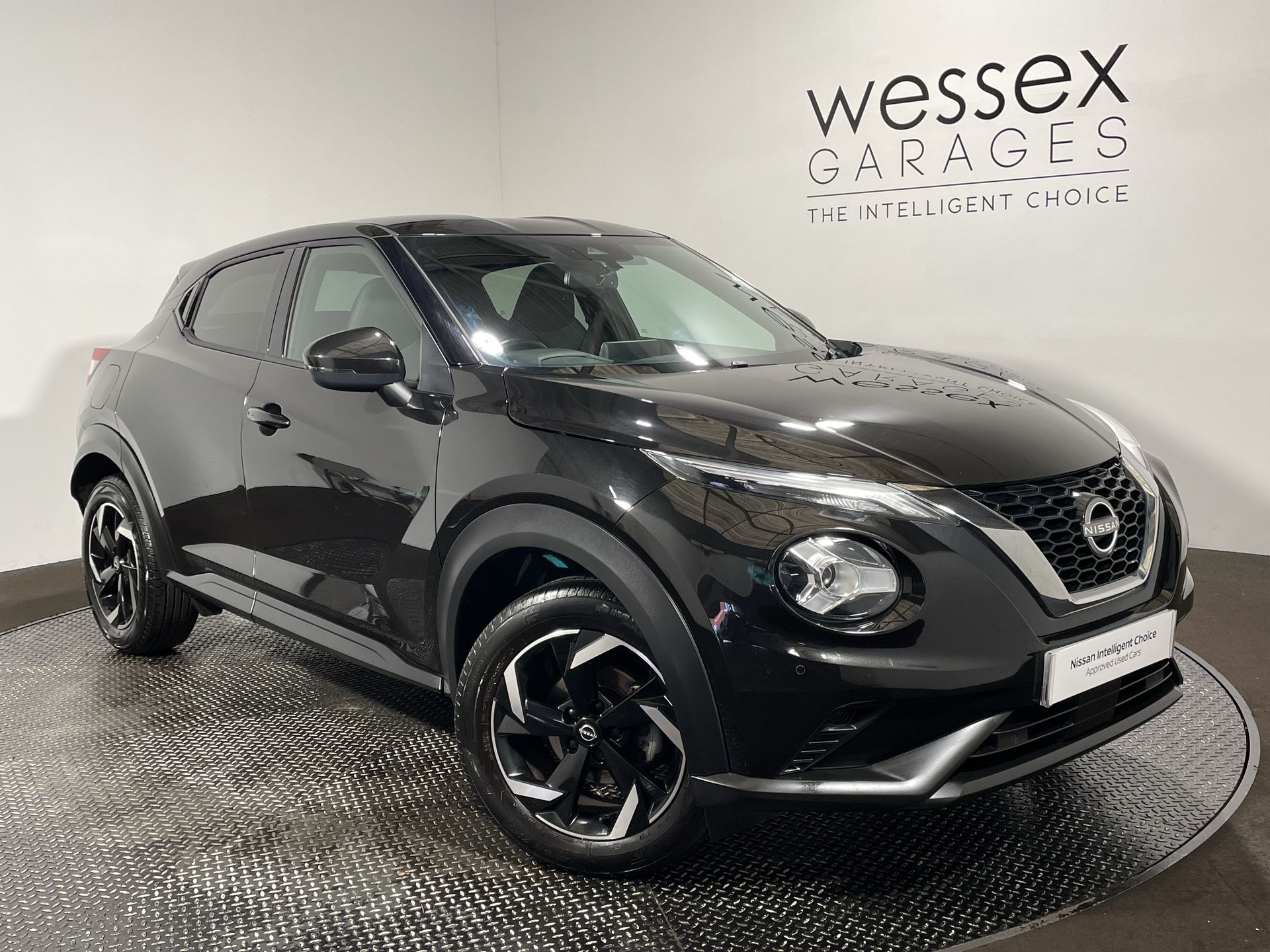 2024 Nissan Juke 1.0 DiG-T 114 N-Connecta 5dr - Image 1
