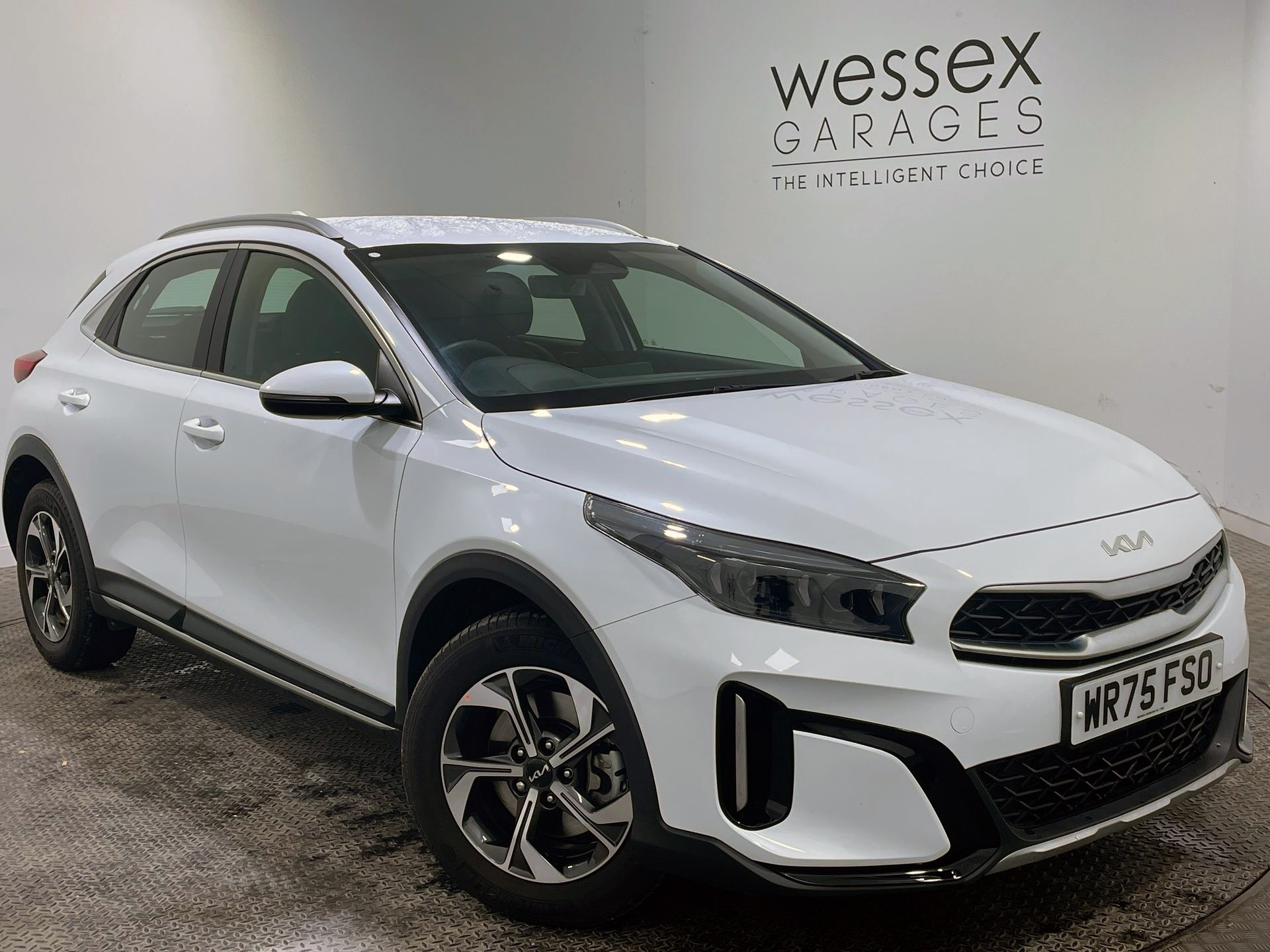 2025 KIA XCeed