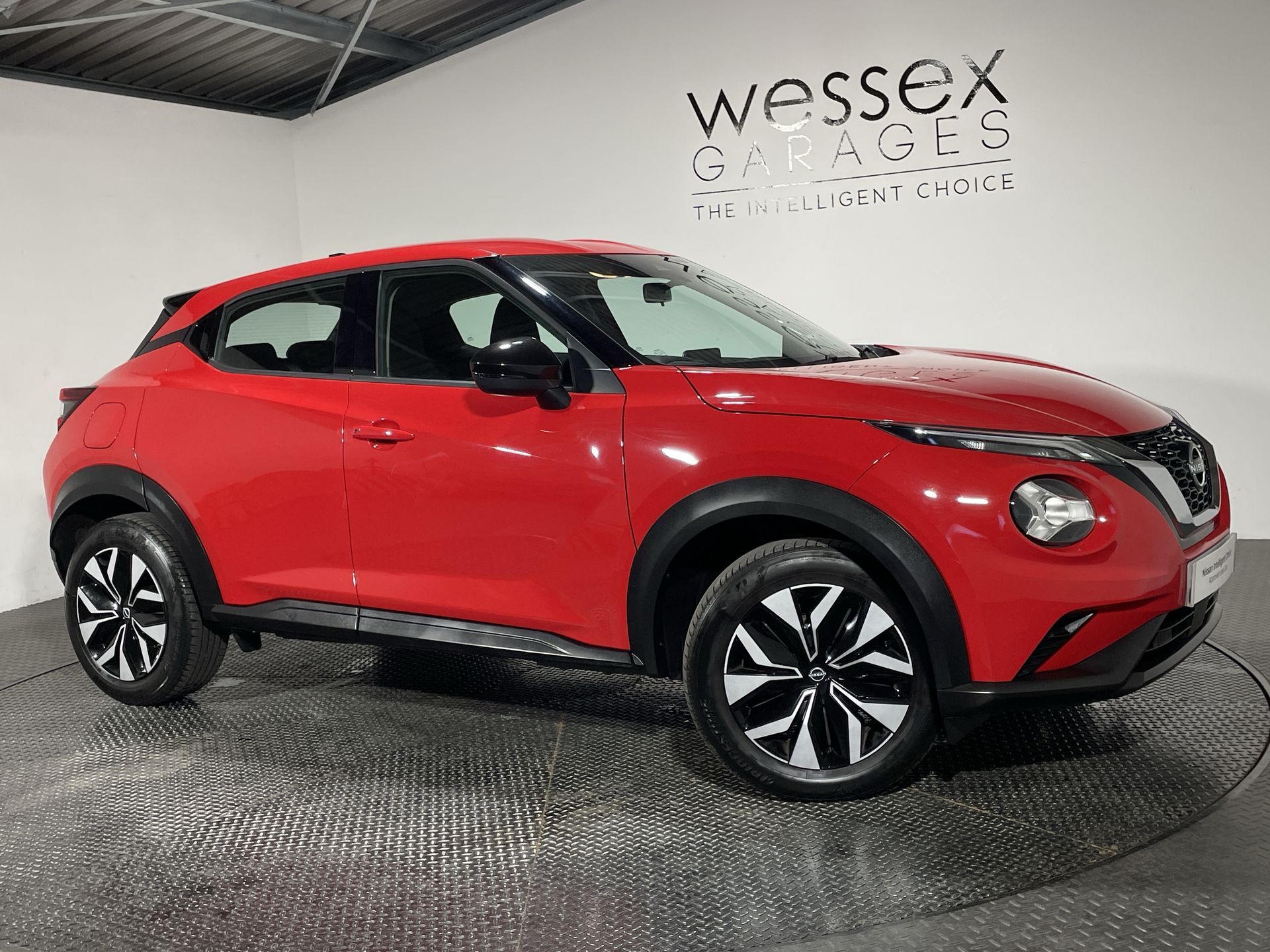 2024 Nissan Juke 1.0 DiG-T Acenta Premium 5dr - Image 1