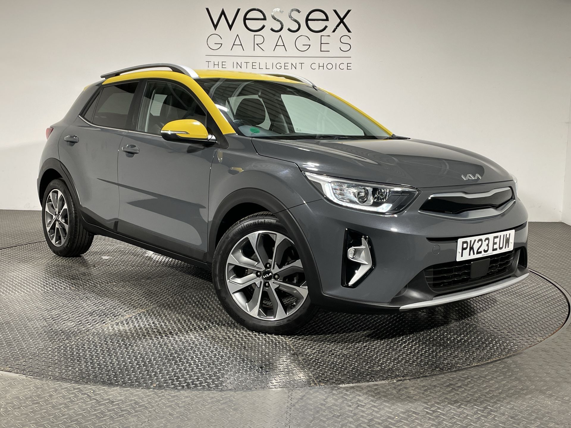 2023 KIA Stonic
