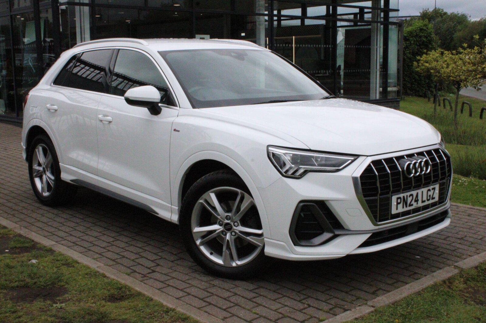 2024 Audi Q3