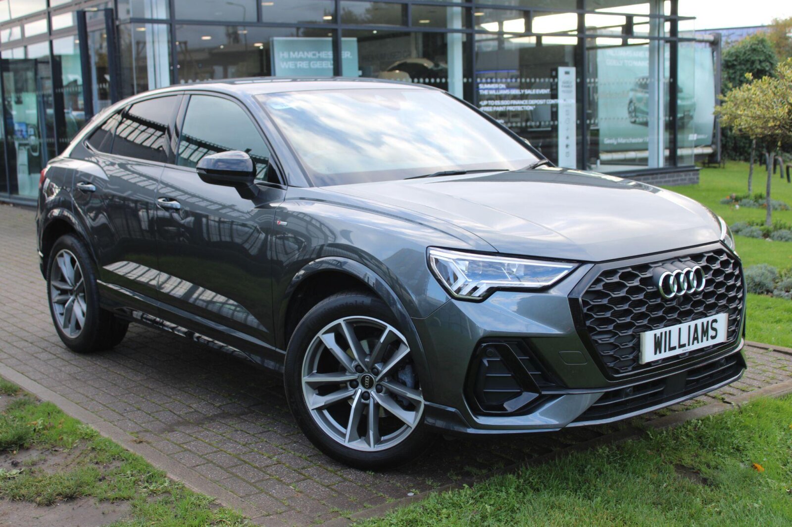 2023 Audi Q3