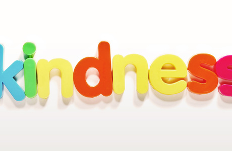Nasce a Milano, il premio Gentilezza 3026877-poster-p-1-184-now-kindness-idea