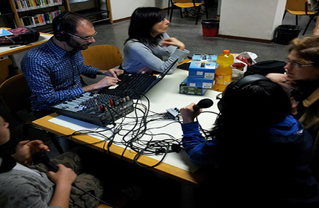 Oggi vi portiamo a Baggio con Radiobiblio 920994_301134303353803_1035780073_o
