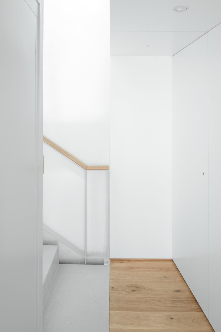 10-Polo_Orihuela_Edificio_en_Durango_foto_luis_diaz_diaz_00