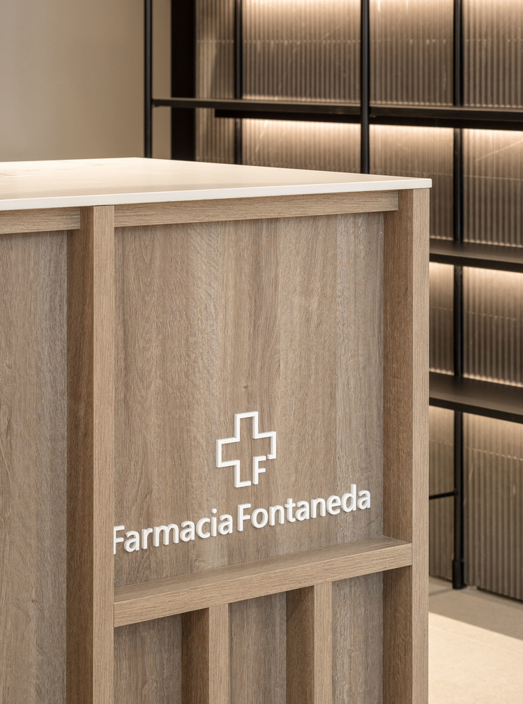 Polo Estudio Farmacia Fontaneda Vitoria - Gasteiz
