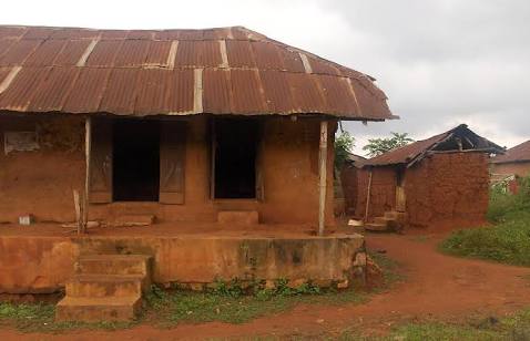 FG to phase out mud houses – Minister
