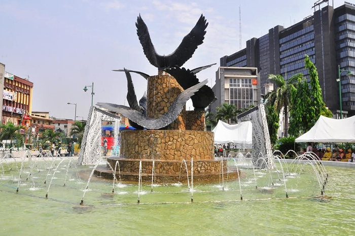 Photogist: Ambode Commissions Upgraded Eagle`s Square