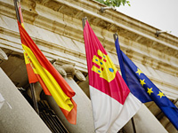Reforma estructural: Banderas de España