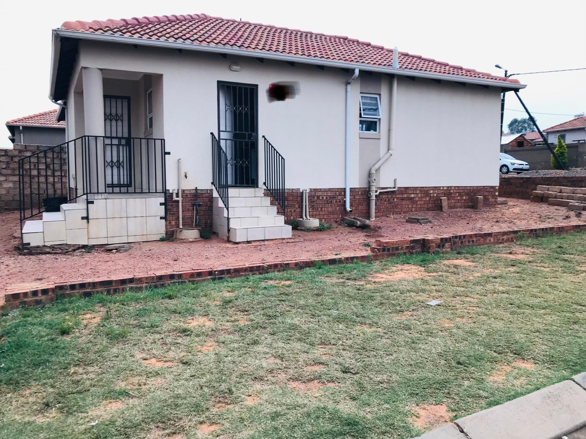 House For Sale in Glenway Estate IOL Property
