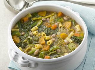 Minestrone di verdure con pasta