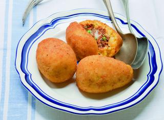 Arancini di riso al ragù