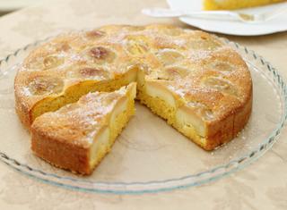 Torta rustica di mele e mais