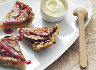 Tatin di fichi con pasta frolla senza burro