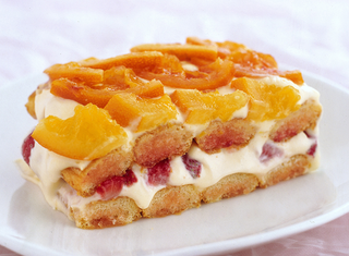 Tiramisù alle fragole e arance
