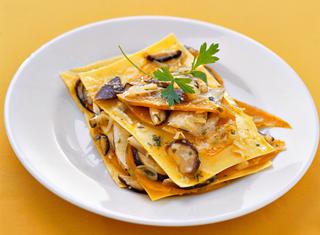 Lasagne con zucca e funghi