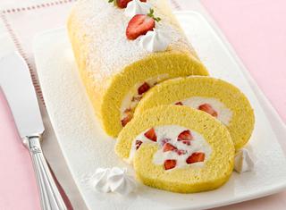 Rotolo panna e fragole