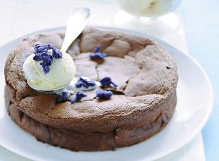 Torta di castagne e cioccolato