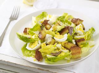 Insalata sfiziosa con uova sode
