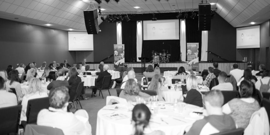 Conference 2016 9971
