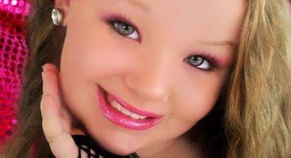 are beauty pageants exploitive Pageants, like the miss america contest, are essentially moneymaking machines fueled on female insecurity and submission. are beauty pageants exploitive Pageants, like the miss america contest, are essentially moneymaking machines fueled on female insecurity and submission.