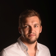 A picture of Andrew Richards