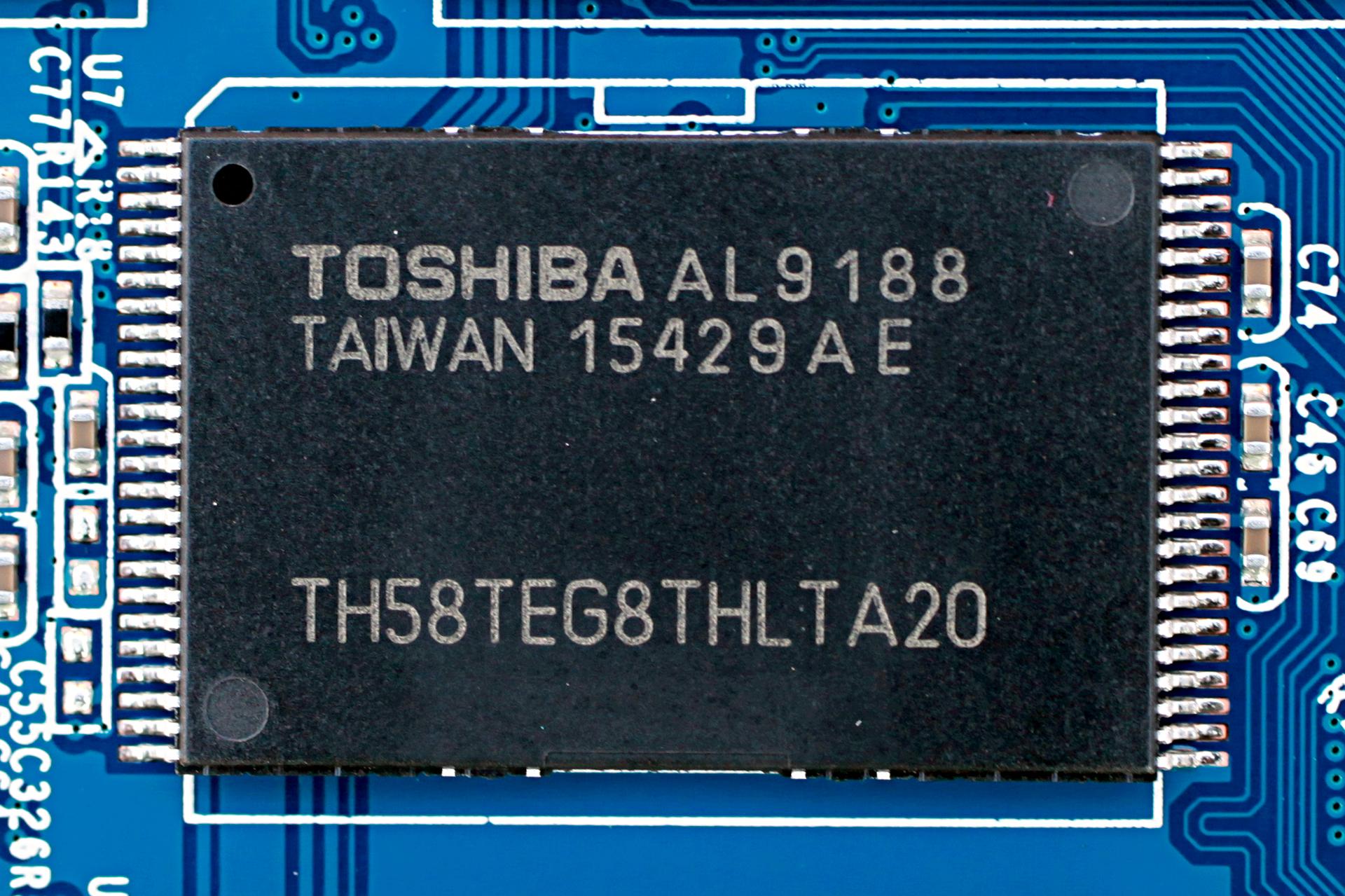 11 480GB NAND