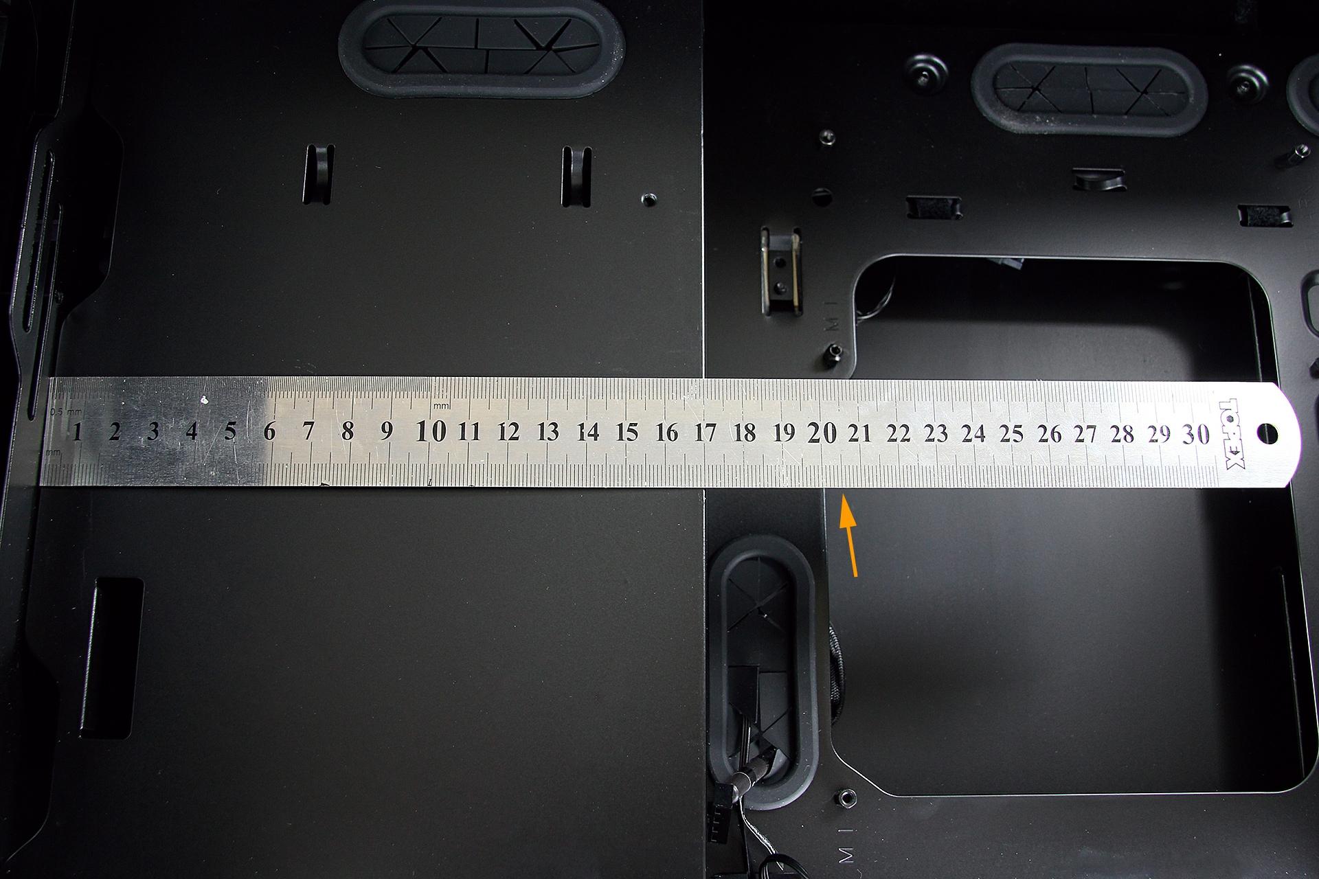 IMG 9559 phanteks enthoo mini Xl case review