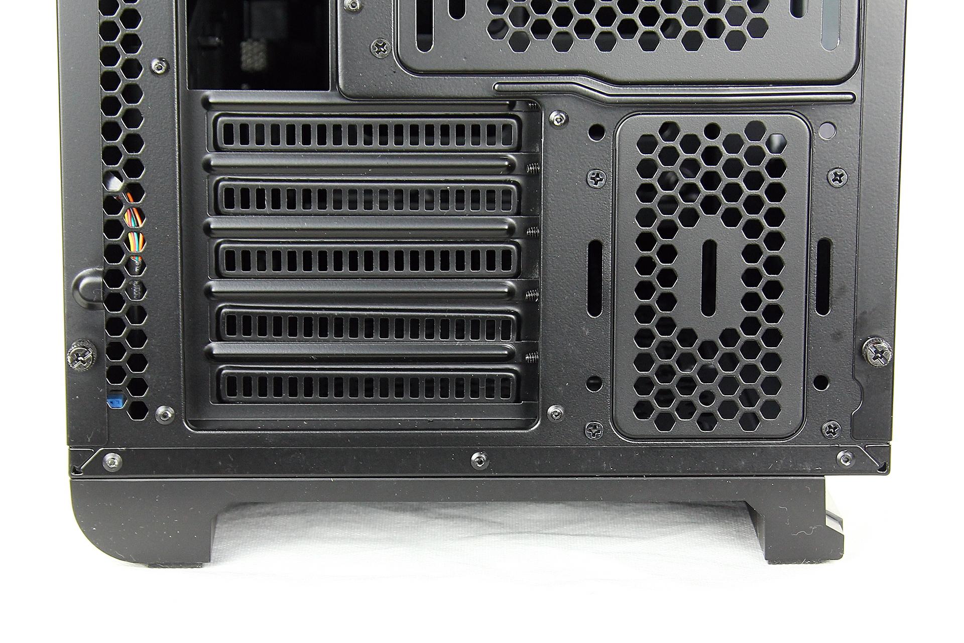 IMG_9538_phanteks_mini_xl_case_review.jpg