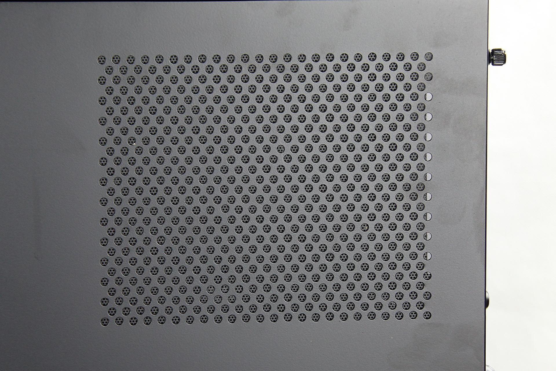 IMG_9541_phanteks_mini_xl_case_review.jpg