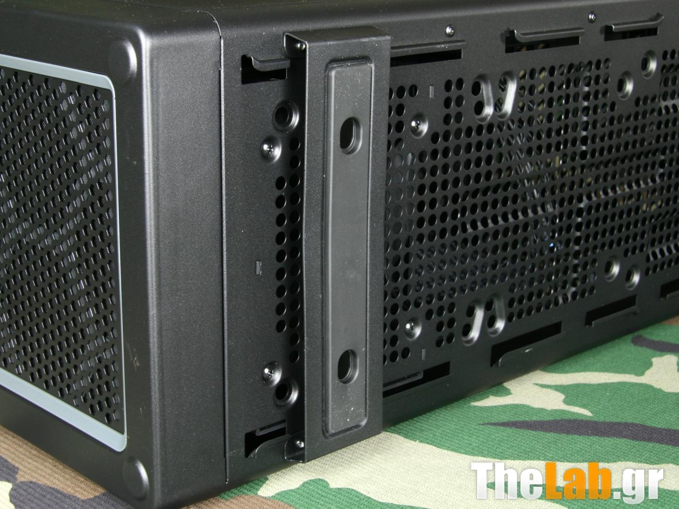 Corsair_C70_Vengeance_Military_case_review_image035.jpg