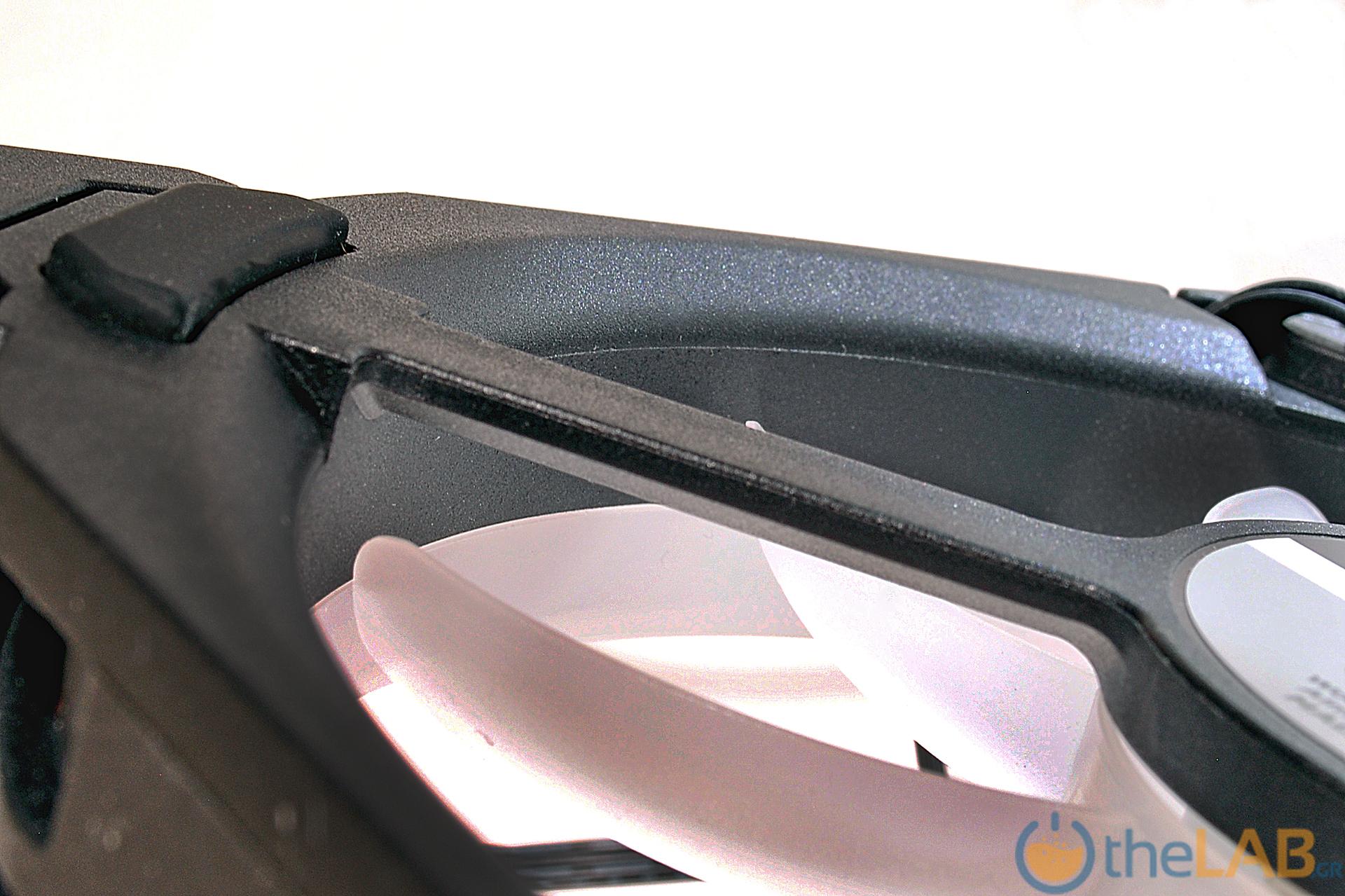 49_Corsair-LL140-RGB_171.jpg