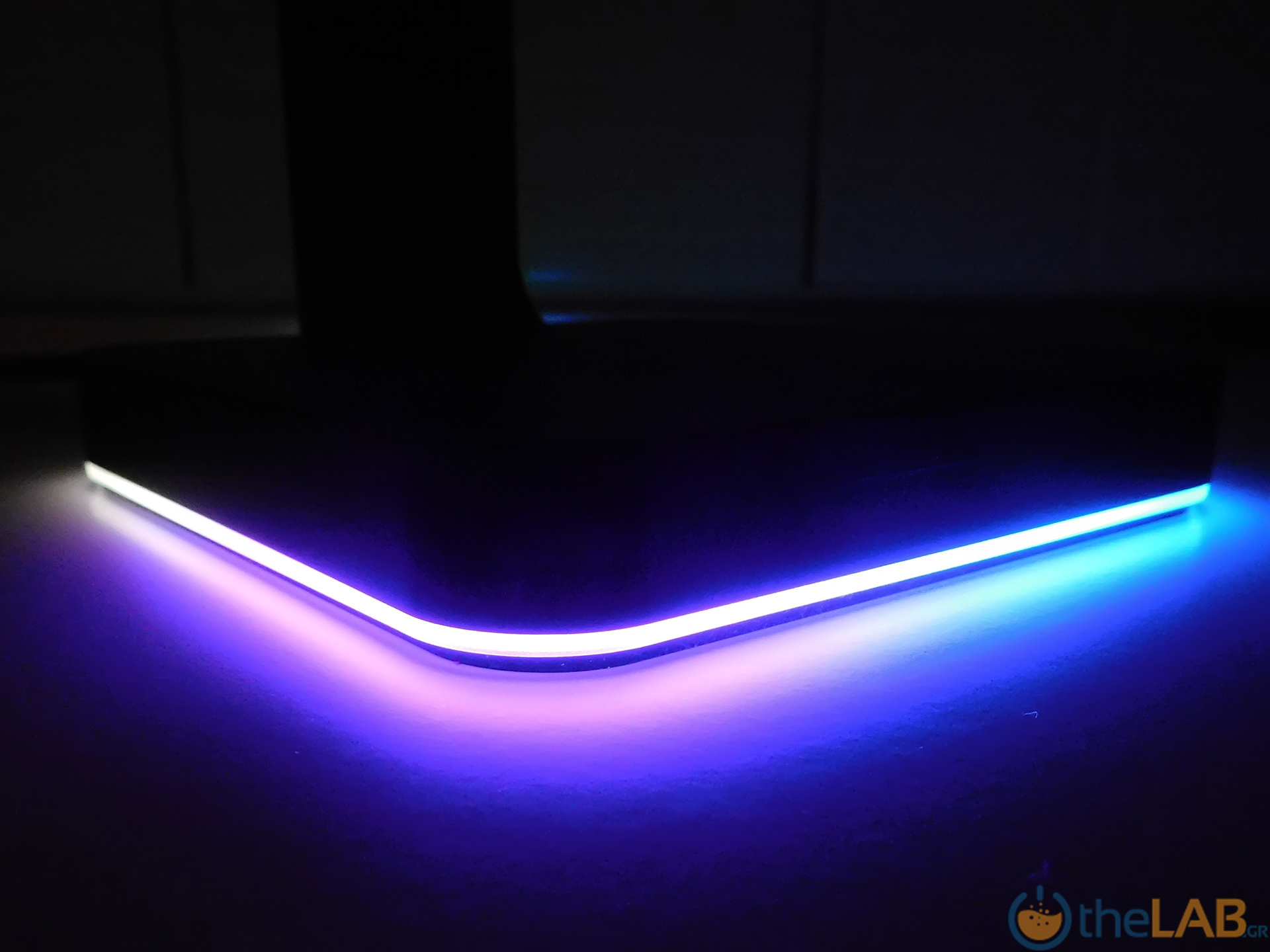 Corsair_ST100_RGB_Headset_Stand_Review_DSCN7781.jpg