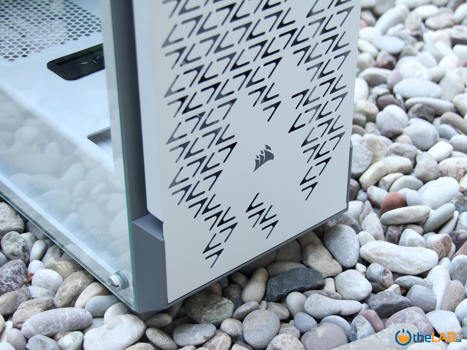 large.Corsair_Graphite_220T_white_rgb_atx_computer_case_mid_tower_gaming_exterior_design_review_image26.jpg