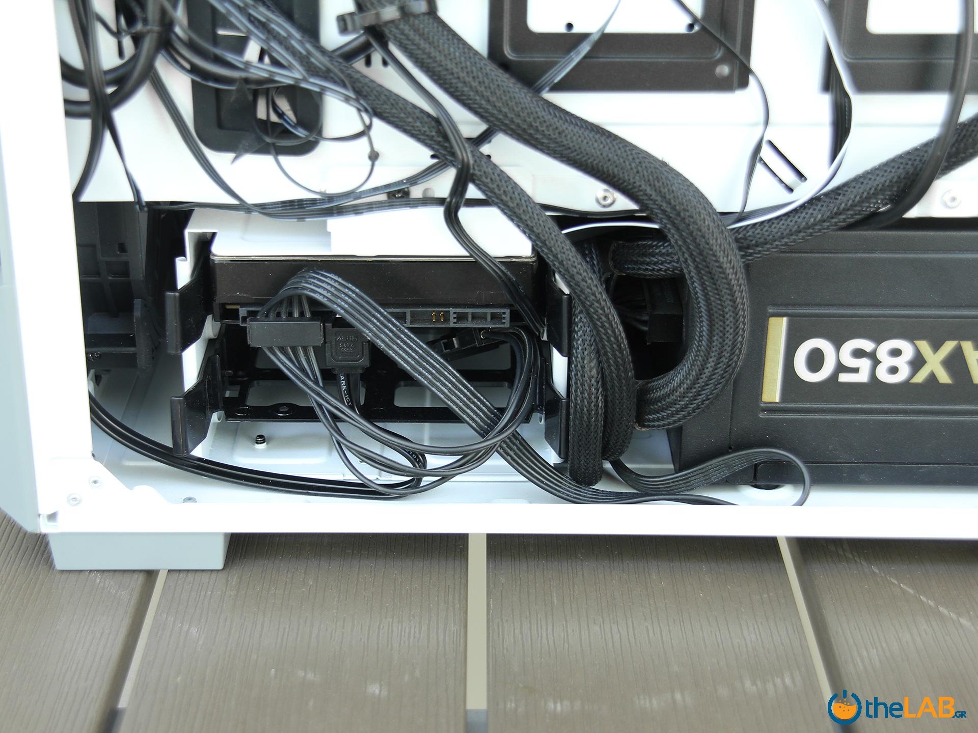 large.Corsair_Graphite_iCUE_220T_white_rgb_atx_computer_case_mid_tower_gaming_filter_fans_exterior_interior_design_review_image006.jpg