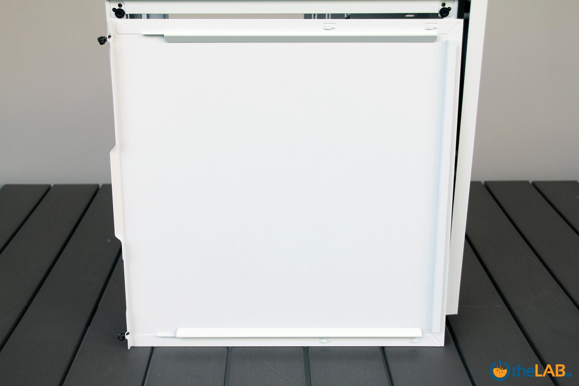 large.Corsair_Carbide_SPEC-06_RGB_Tempered_Glass_Case_review_interior_image014.jpg