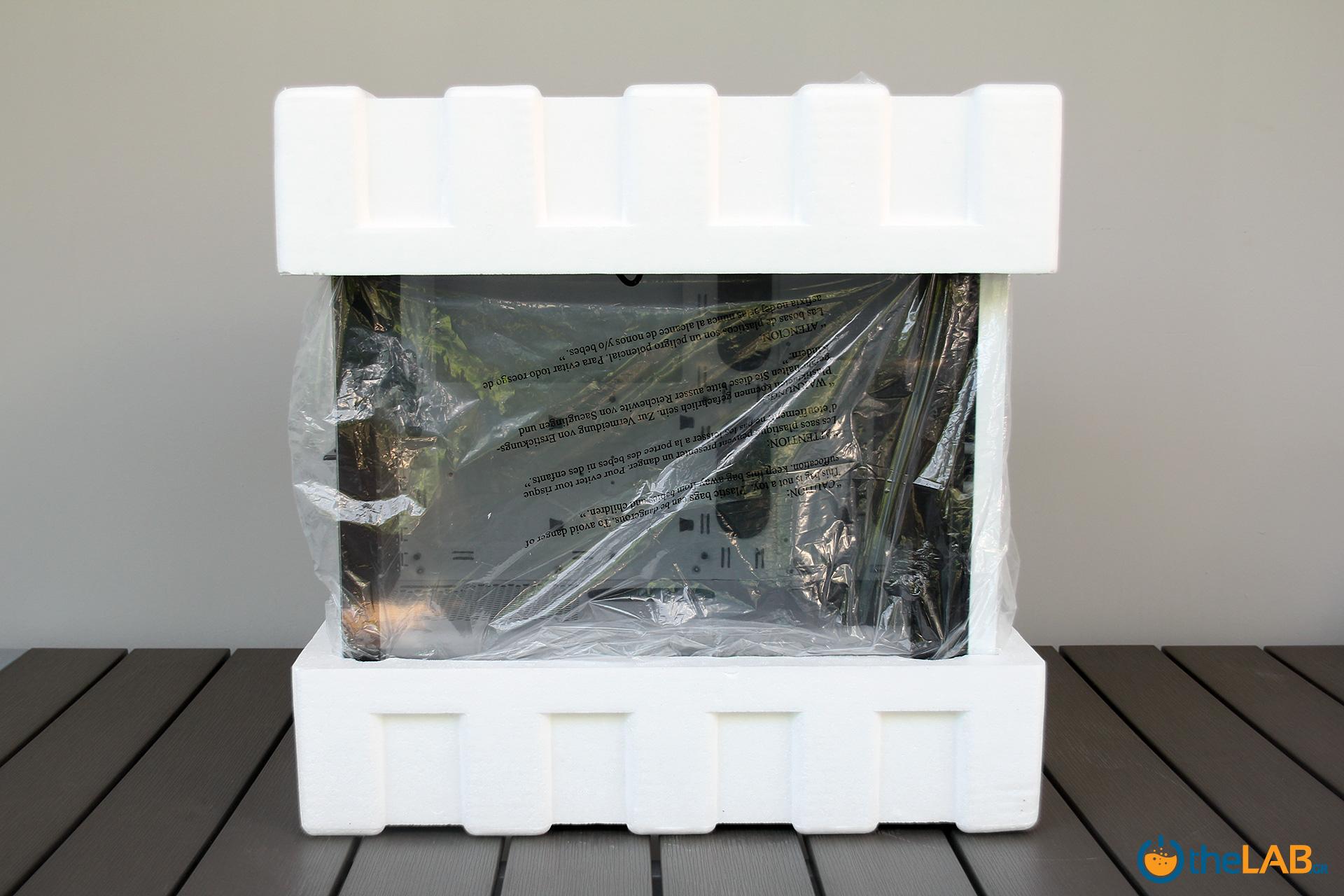 large.Corsair_Carbide_SPEC-06_RGB_Tempered_Glass_Case_review_package_exterior_image006.jpg