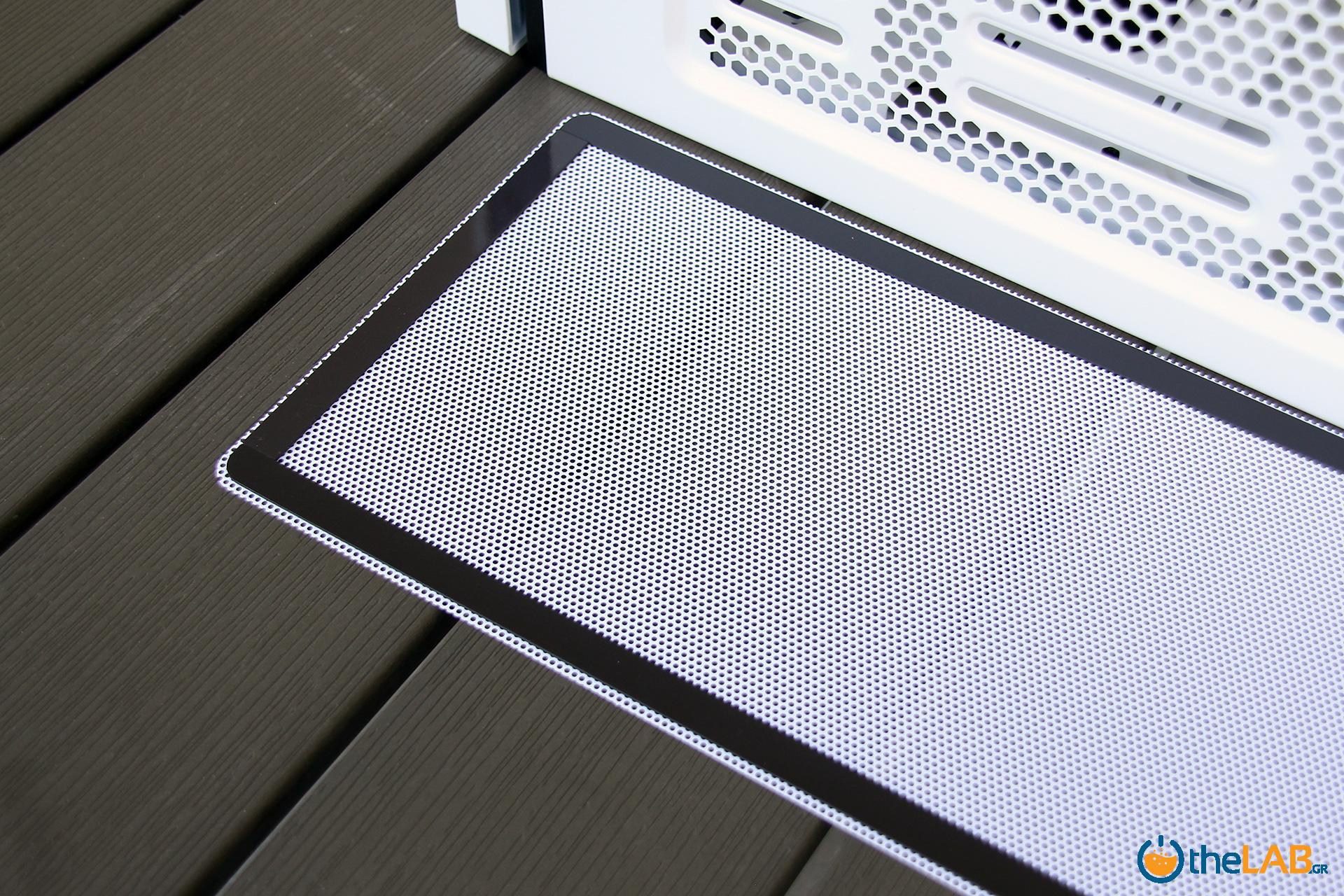 large.Corsair_Carbide_SPEC-06_RGB_Tempered_Glass_Case_review_package_exterior_image024.jpg