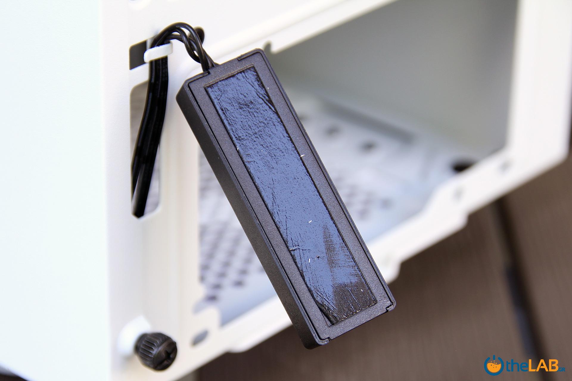 large.Corsair_Carbide_SPEC-06_RGB_Tempered_Glass_Case_review_package_exterior_image029.jpg